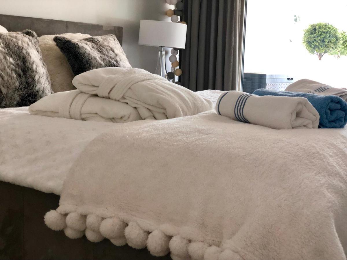 Bialy Apartament Z Tarasem W Playa Baltis Miedzyzdroje Exteriör bild